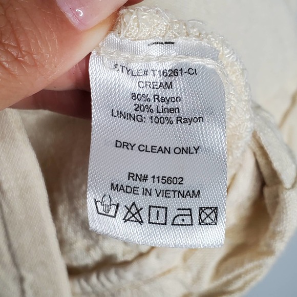 LUSH Cream Two-Button Long Sleeve Linen Blend Blazer Jacket Sz Small S - Picture 5 of 6